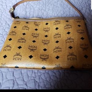 MCM Visetos Pouch
